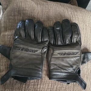 Harley-Davidson Black Leather Men's Riding Gloves with Stitch Detail